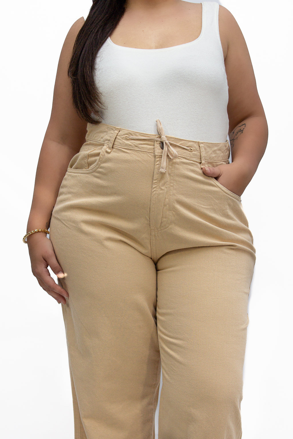 Calça Feminina Plus Size Wide Leg Slim com Cordão no Cós