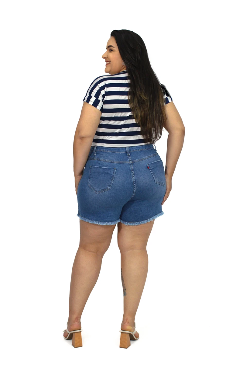 SHORTS JEANS PLUS SIZE BÁSICO LISO BARRA DESFIADA FEMININO