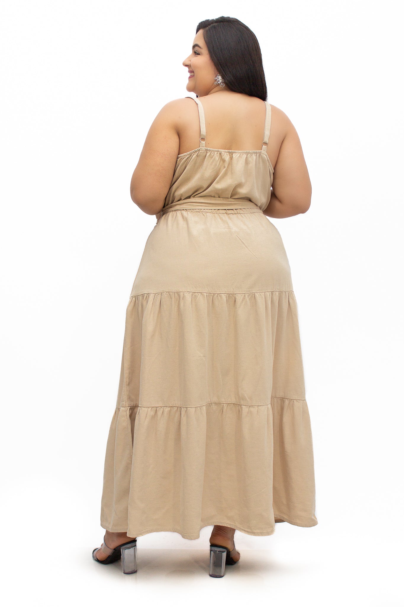 Vestido Plus Size Longo com Cinto