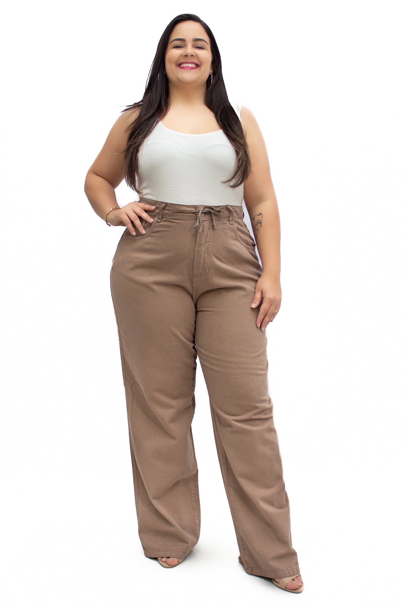 Calça Feminina Plus Size Wide Leg Slim com Cordão no Cós